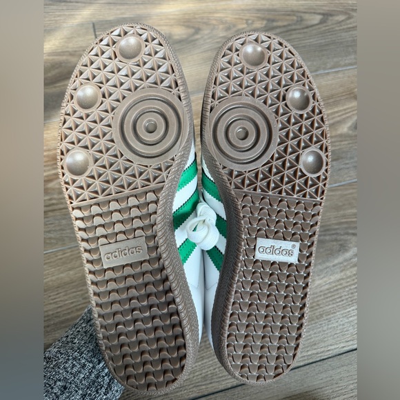 Adidas Samba White with Green Sneakers 7.5 - Picture 6 of 7